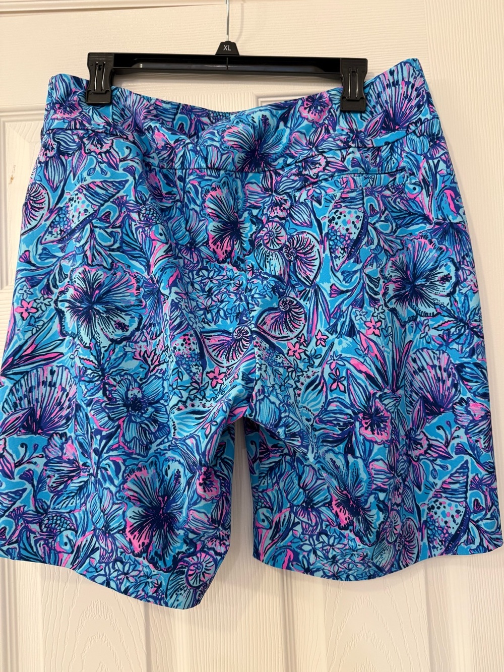 Lilly Pulitzer Luxletic Shorts - Picture 2 of 3